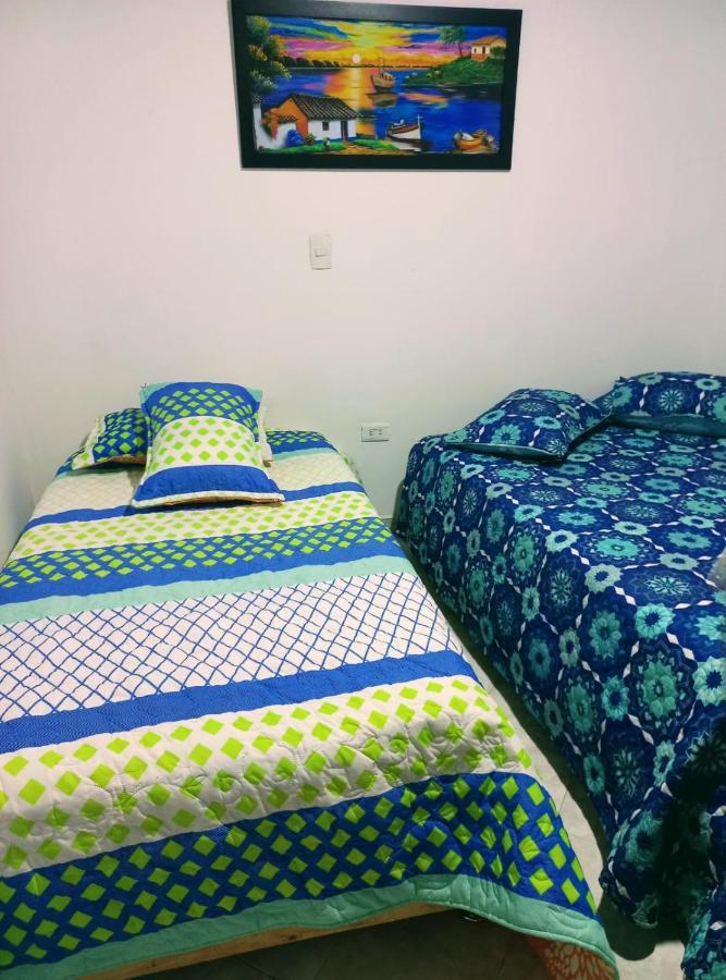 Hostel Kumho Home Medellín Zewnętrze zdjęcie