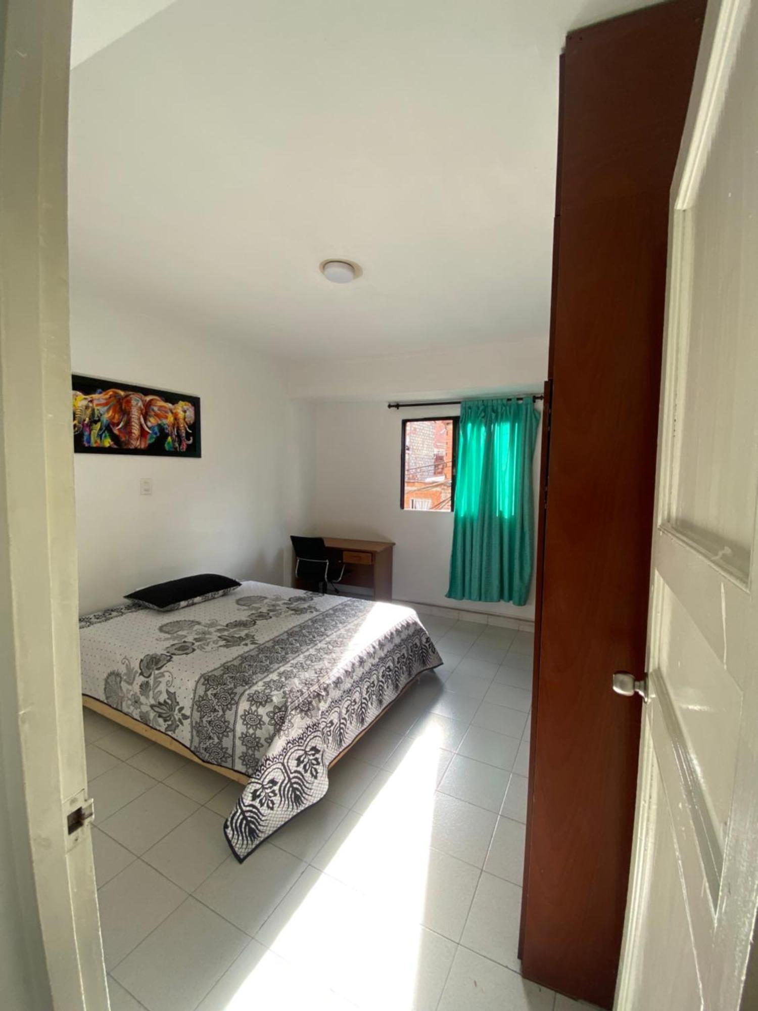 Hostel Kumho Home Medellín Zewnętrze zdjęcie